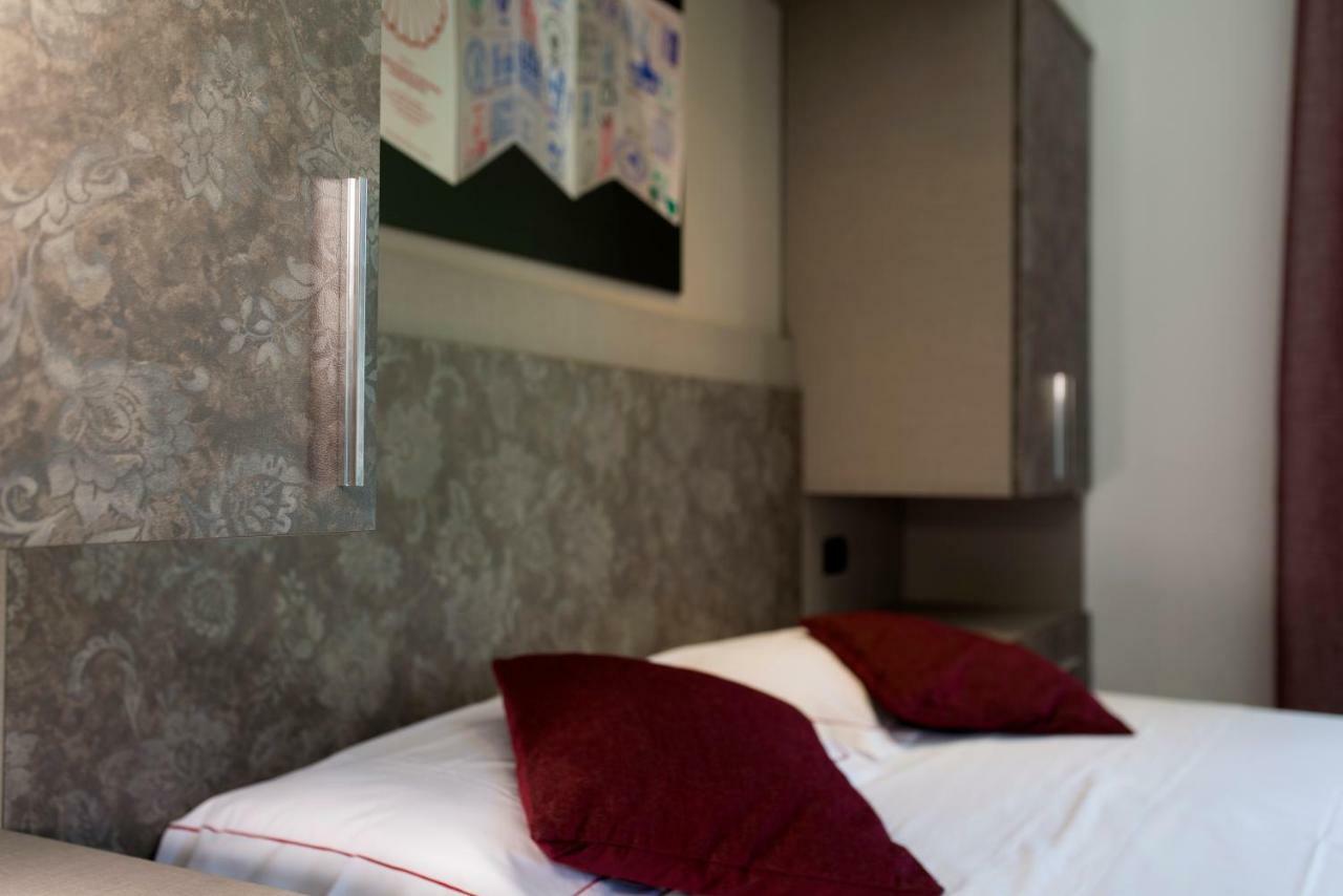 Hotel Salus Sant'Andrea Bagni Ngoại thất bức ảnh